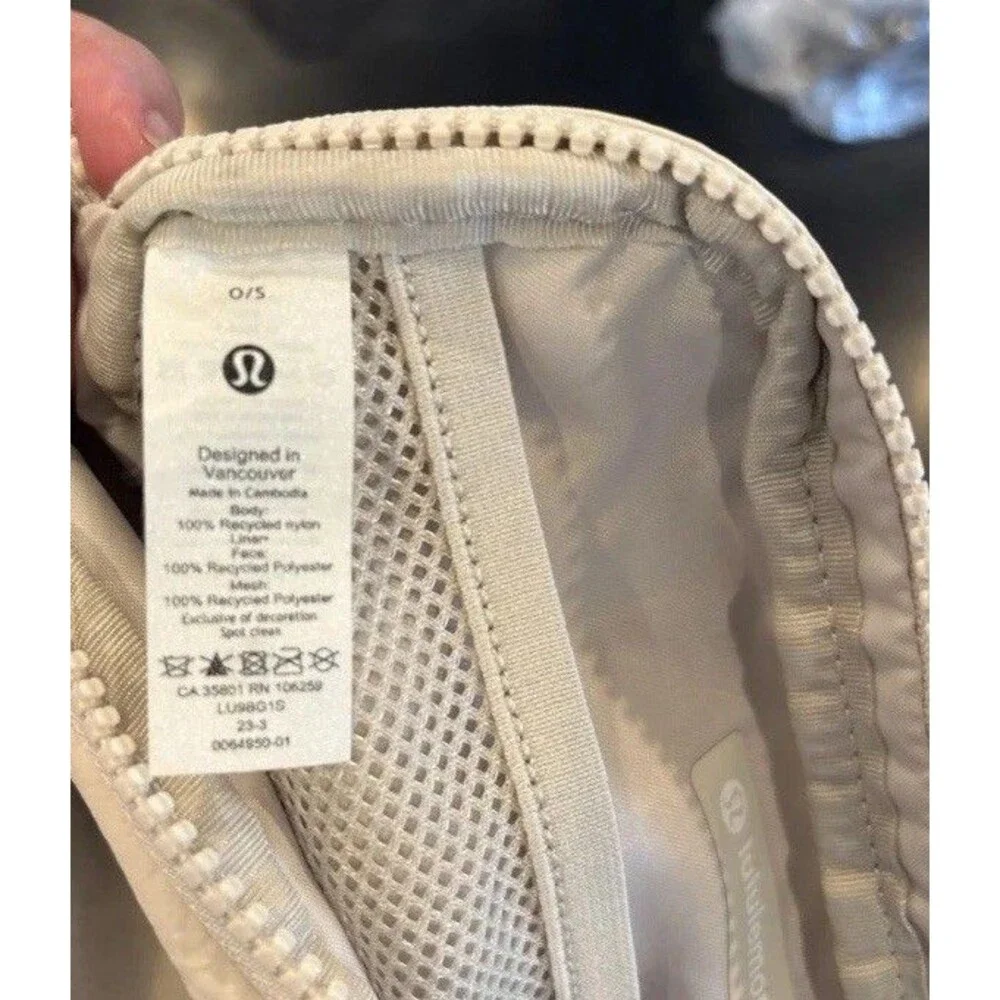 Lululemon Everywhere Belt Bag One Size LU9B8PS WNDM White/cream